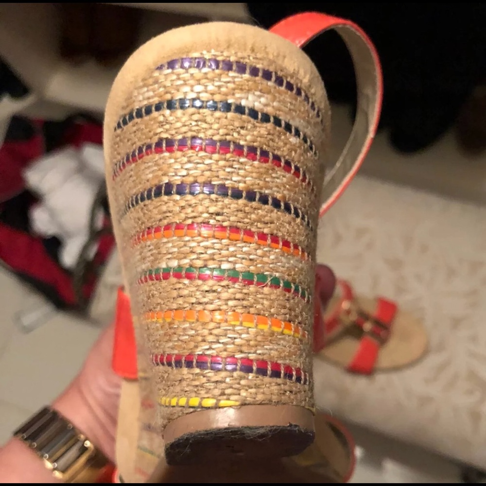 Beautiful sandals - Picture 6 of 7